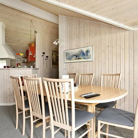 Semesterbostad 10 Person In Hadsund Odde