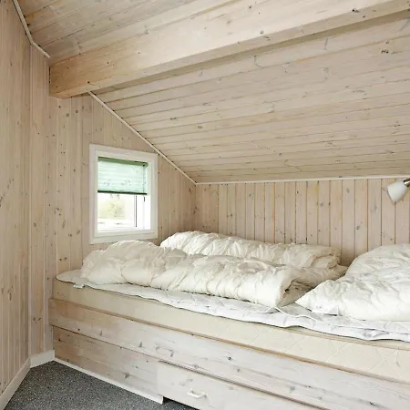 10 Person In Hadsund Holiday home